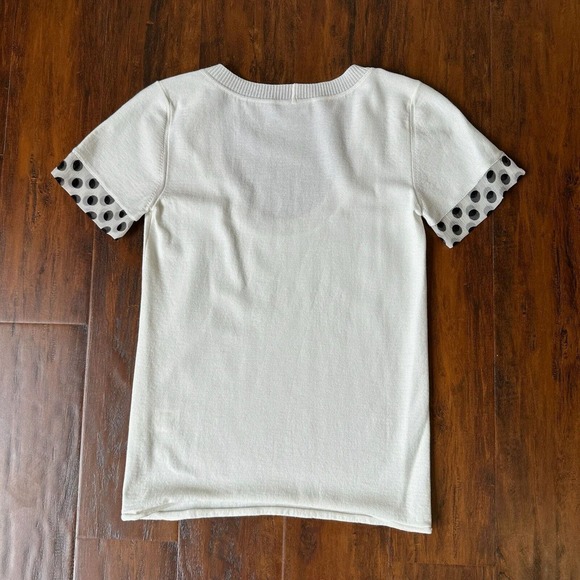 EMPORIO ARMANI Polka Dot Lace-Trim S/S Knit Top Scoop Neck in White - Picture 4 of 8